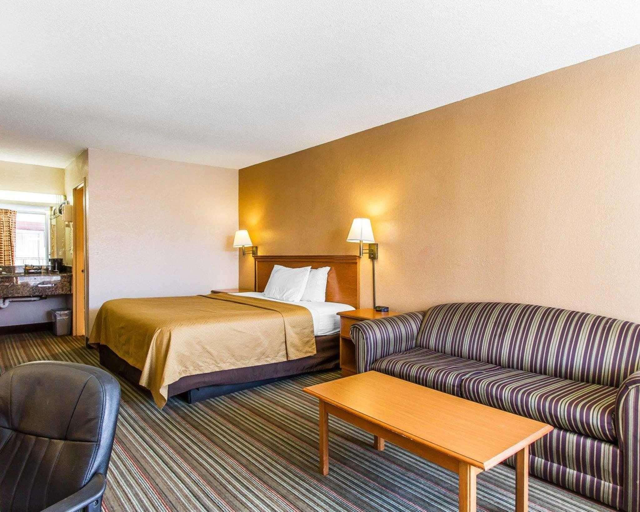 Econo Lodge Inn & Suites Near Bricktown Oklahoma City Eksteriør billede