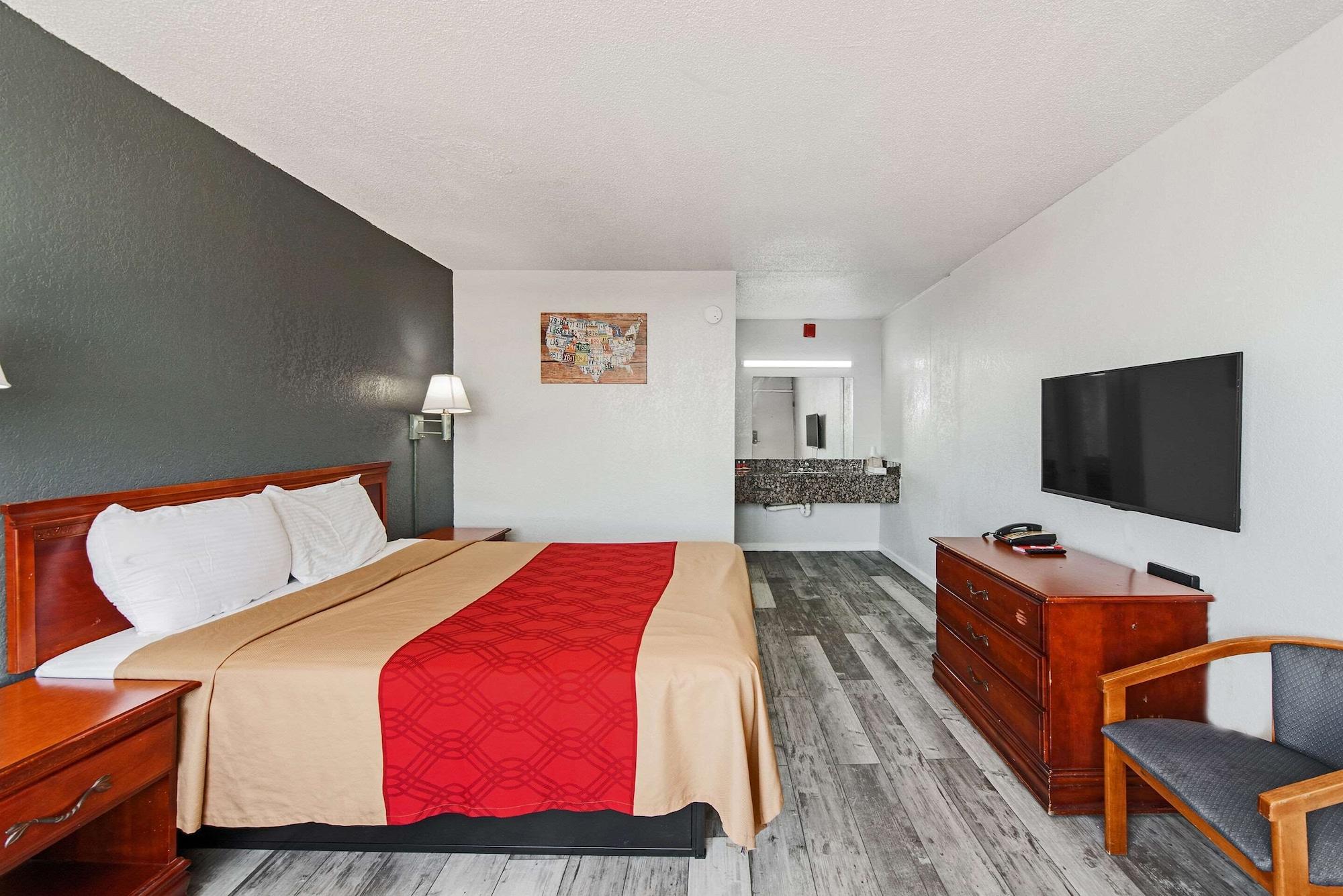 Econo Lodge Inn & Suites Near Bricktown Oklahoma City Eksteriør billede