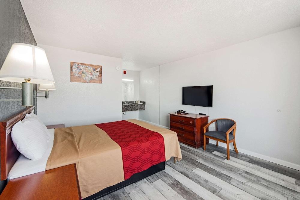 Econo Lodge Inn & Suites Near Bricktown Oklahoma City Eksteriør billede